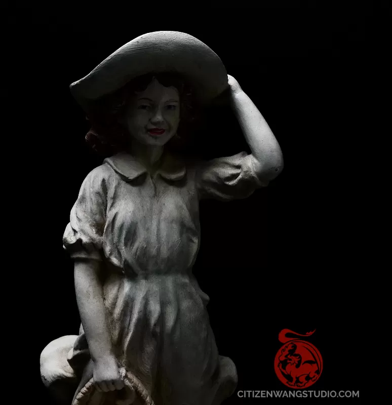 Spooky Girl 2.jpeg